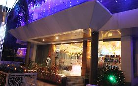 Hotel Rallentino Kota 3*