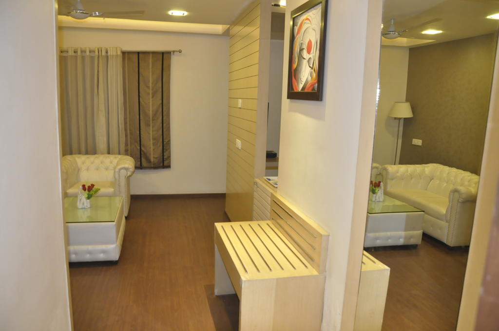 Hotel Rallentino Kota  Room photo